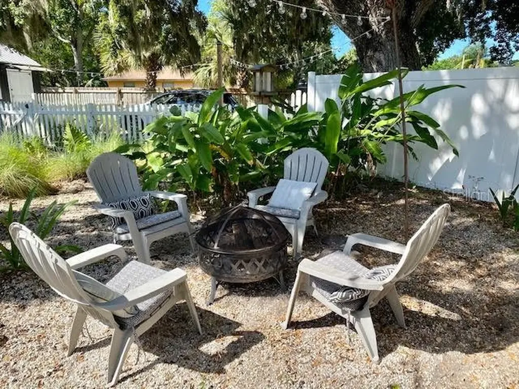 3611 Old Bradenton Road Sarasota FL 34234