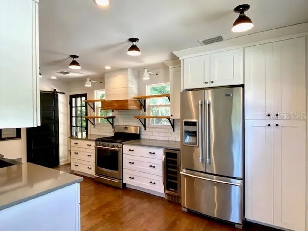 3611 Old Bradenton Road Sarasota FL 34234
