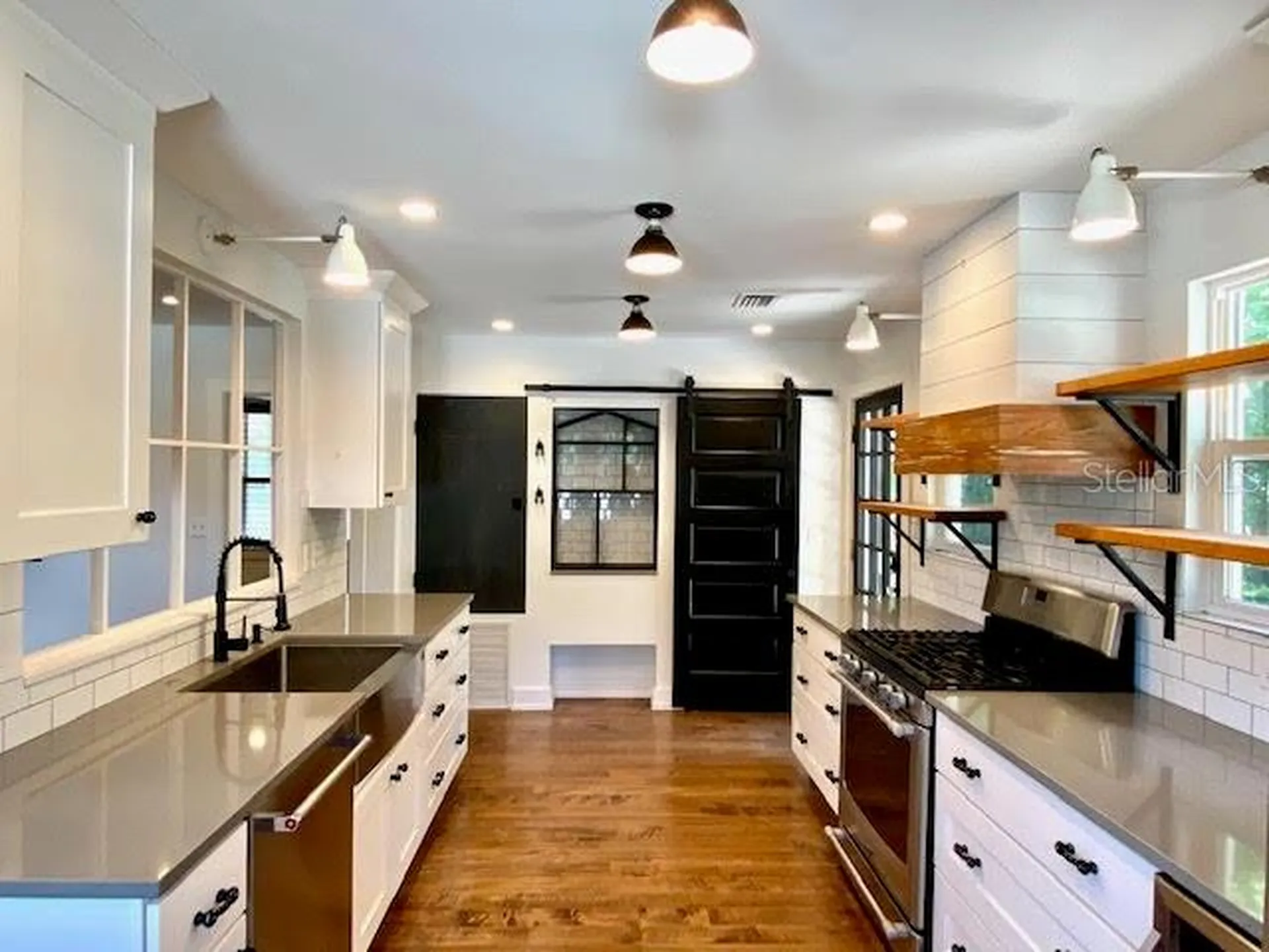 3611 Old Bradenton Road Sarasota FL 34234