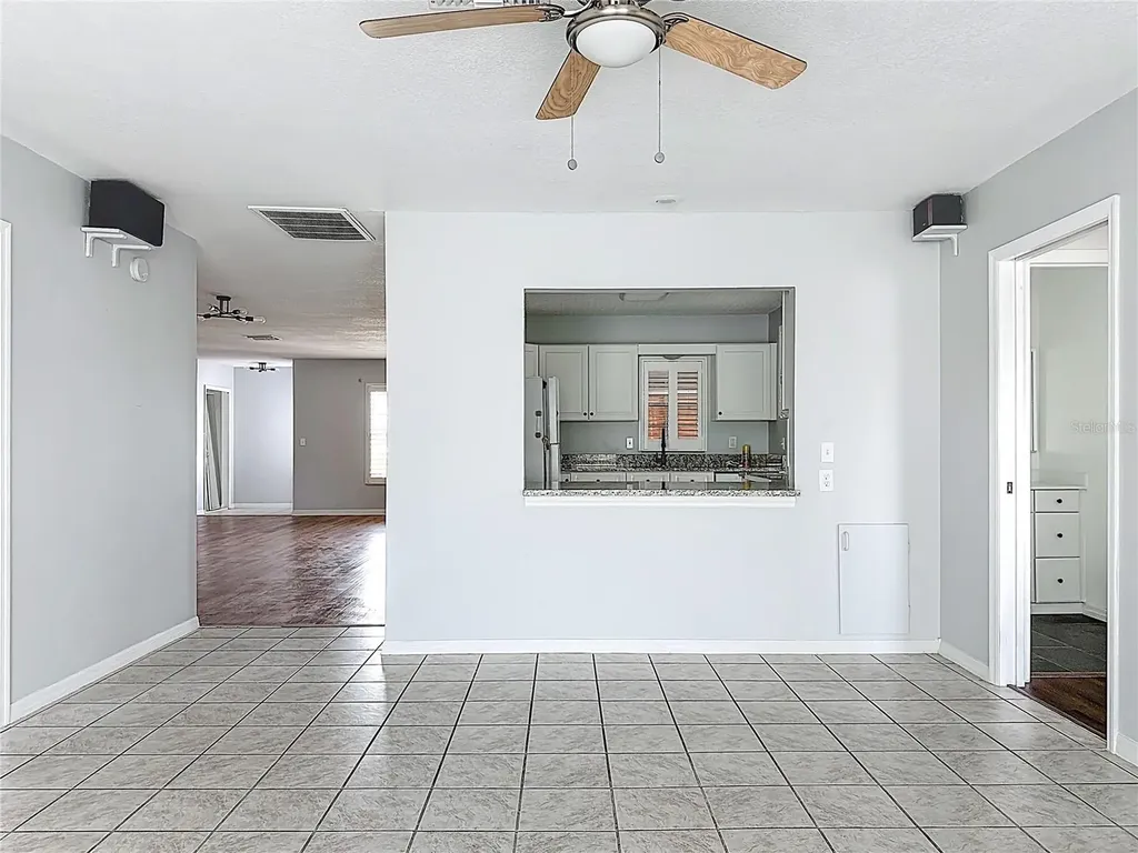 1618 Bentwood Drive Sun City Center FL 33573
