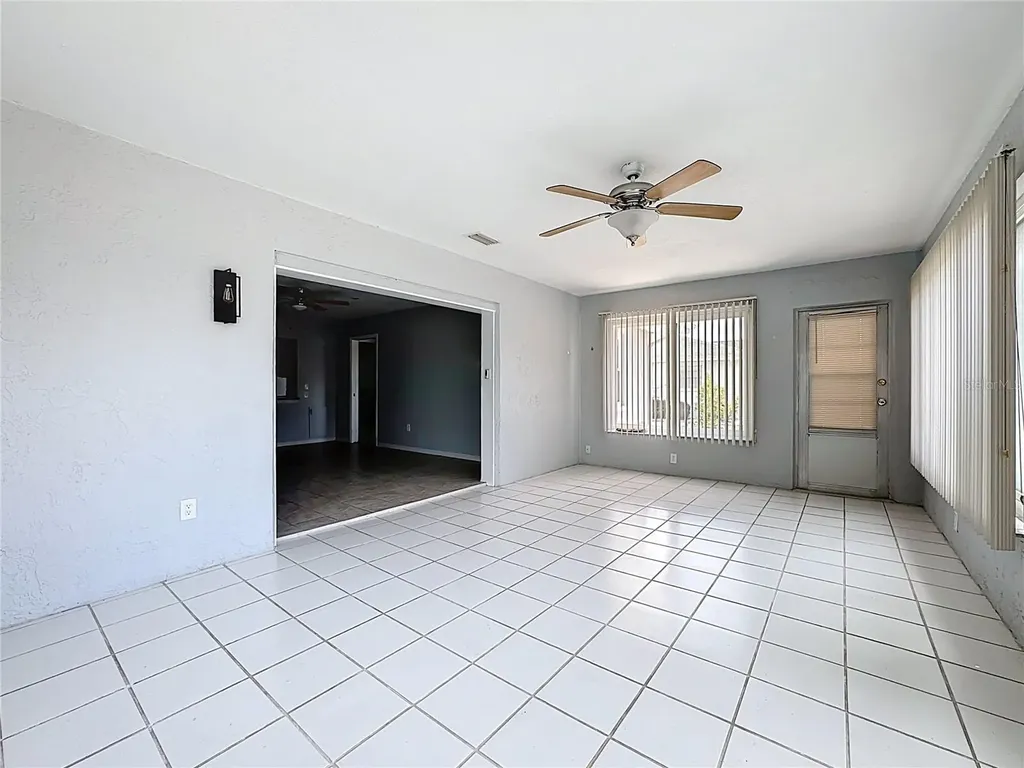 1618 Bentwood Drive Sun City Center FL 33573