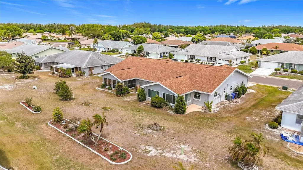 1618 Bentwood Drive Sun City Center FL 33573