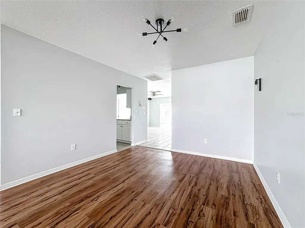 1618 Bentwood Drive Sun City Center FL 33573