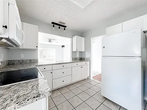1618 Bentwood Drive Sun City Center FL 33573