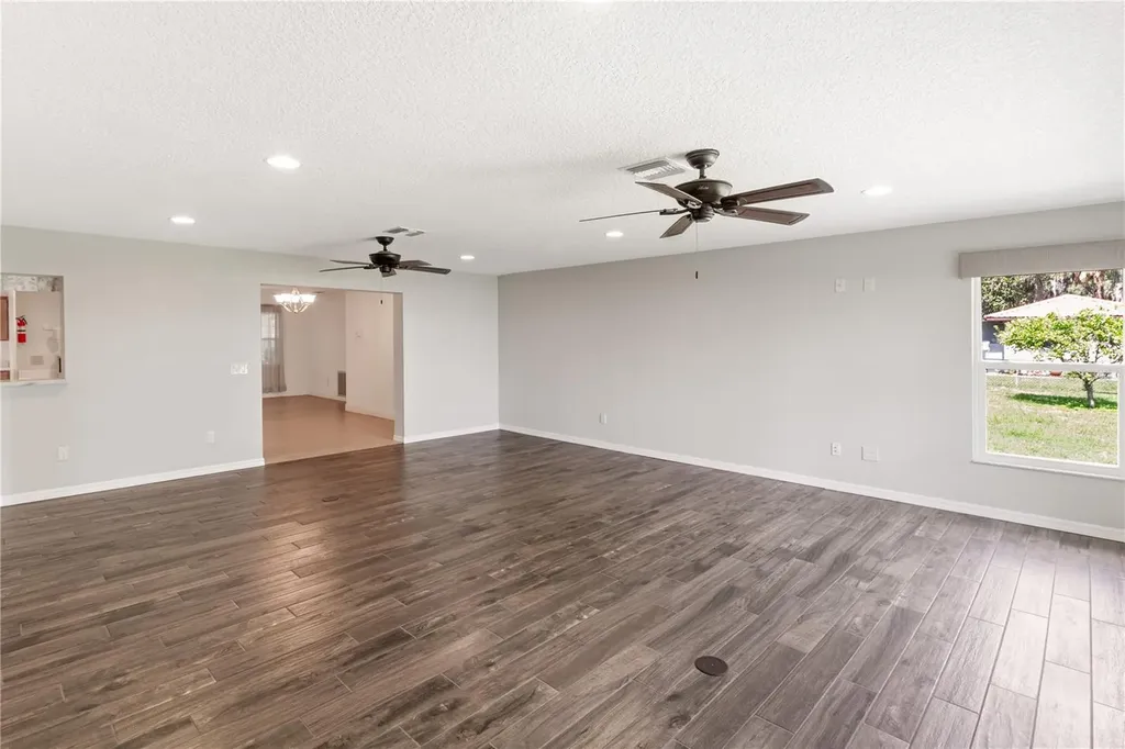 7378 NE 49th Lane Wildwood FL 34785