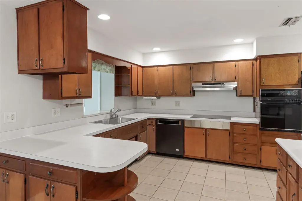 7378 NE 49th Lane Wildwood FL 34785