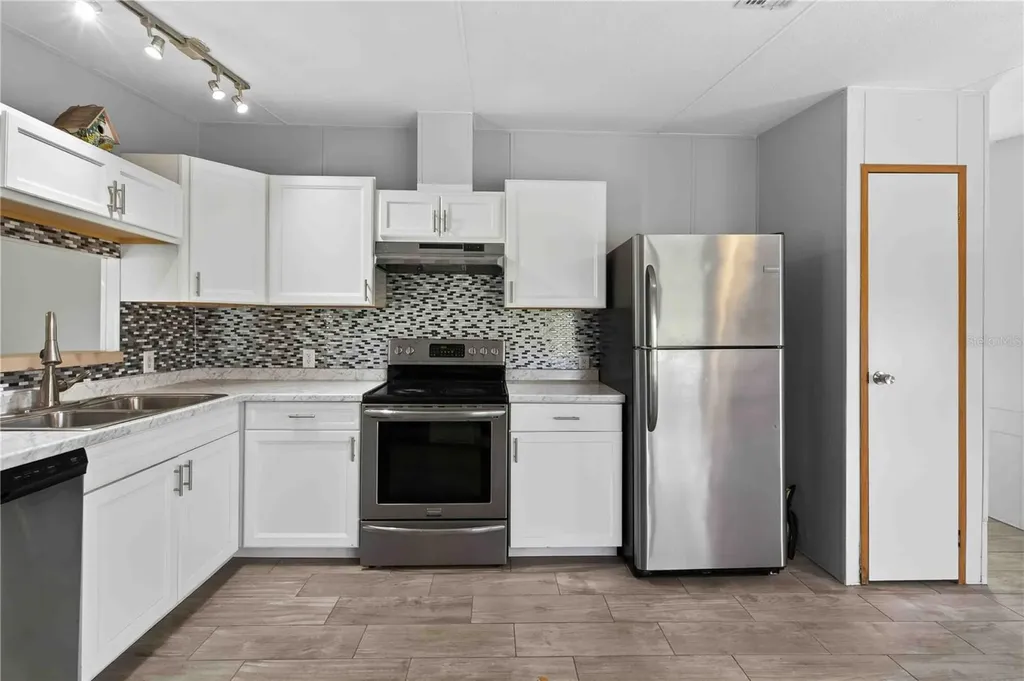 14491 SE 68th Lane Morriston FL 32668