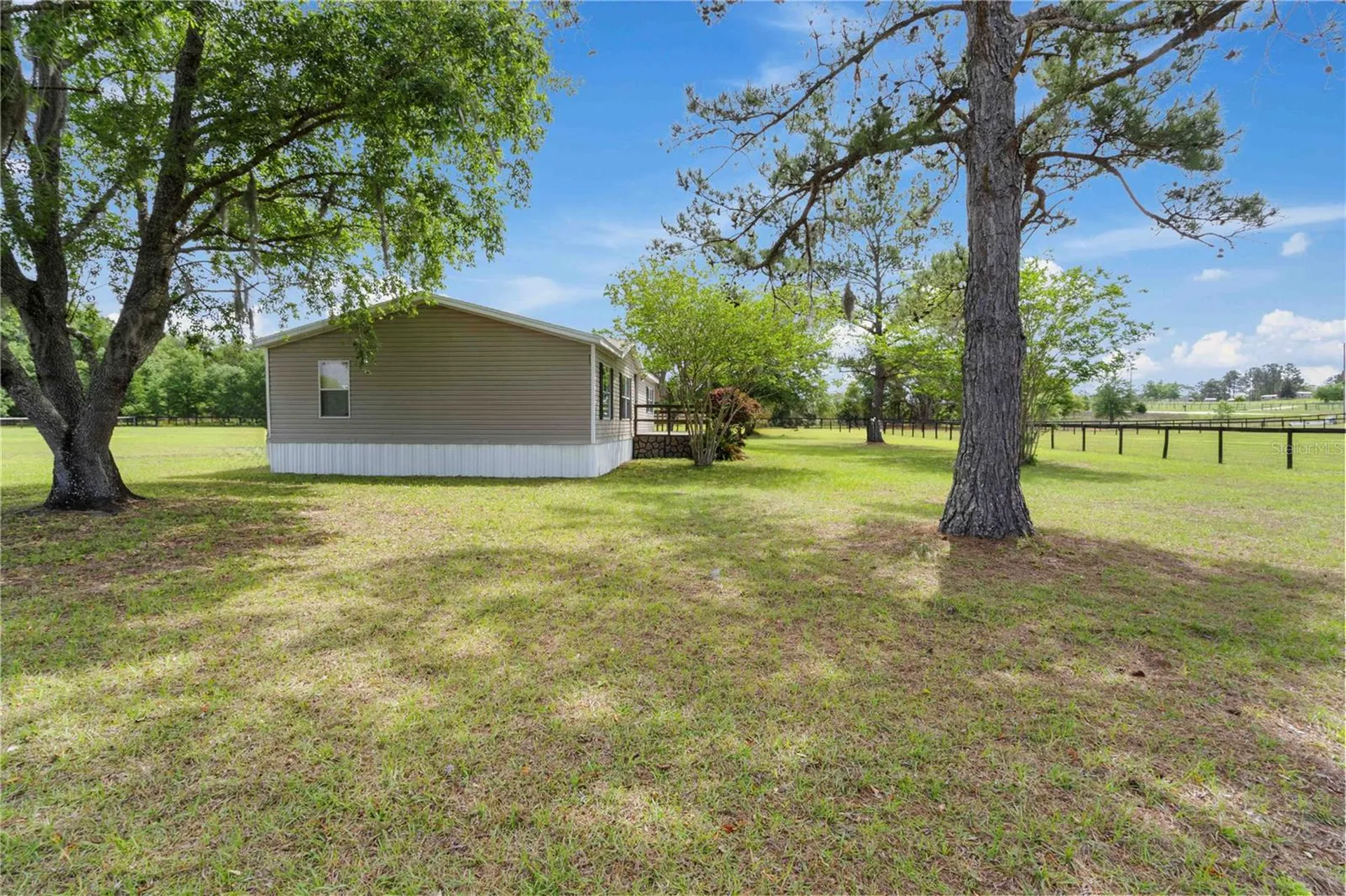 14491 SE 68th Lane Morriston FL 32668