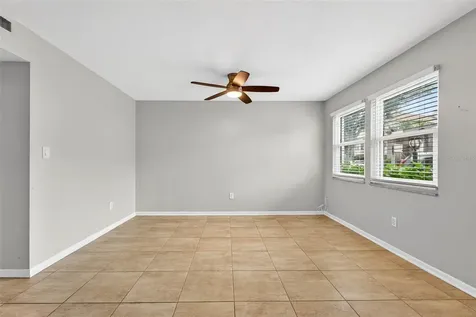527 S Lincoln Avenue Tampa FL 33609
