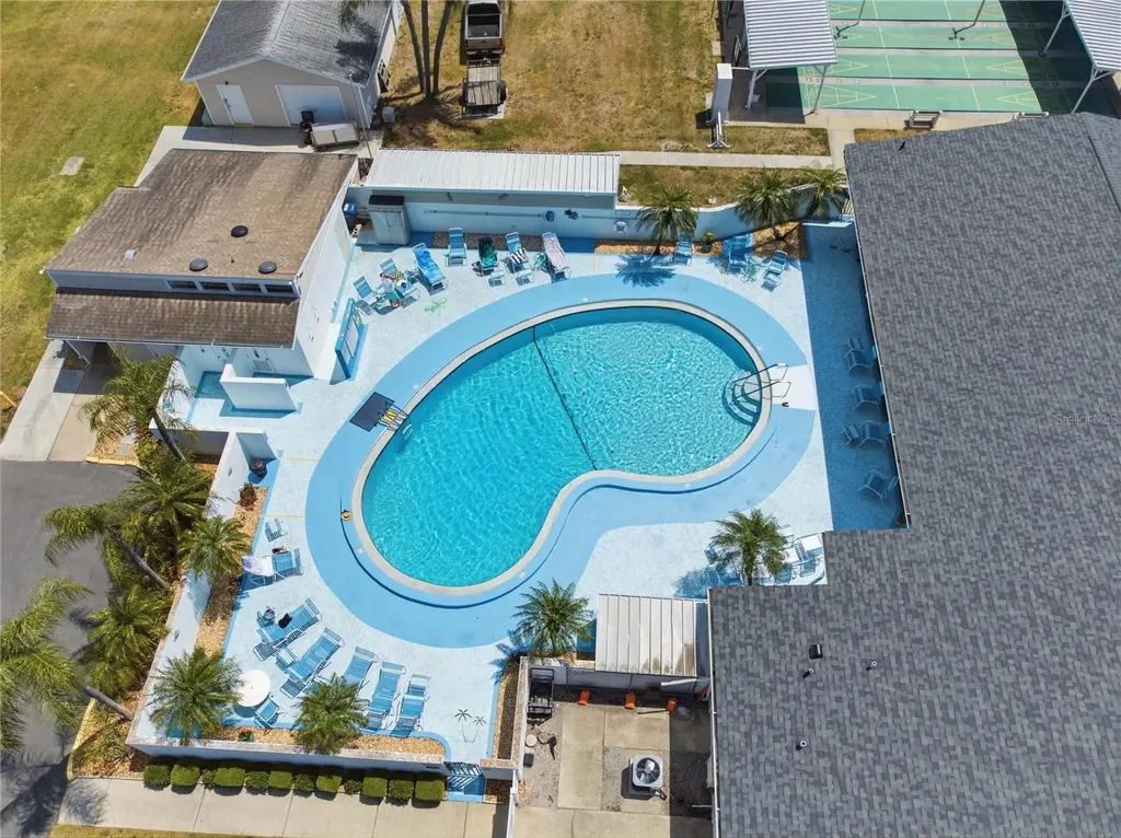 808 53rd Avenue E Bradenton FL 34203