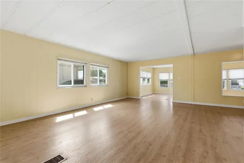 808 53rd Avenue E Bradenton FL 34203