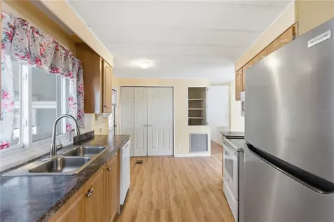 808 53rd Avenue E Bradenton FL 34203