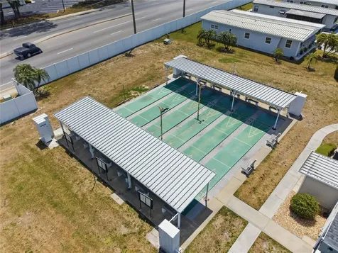 808 53rd Avenue E Bradenton FL 34203