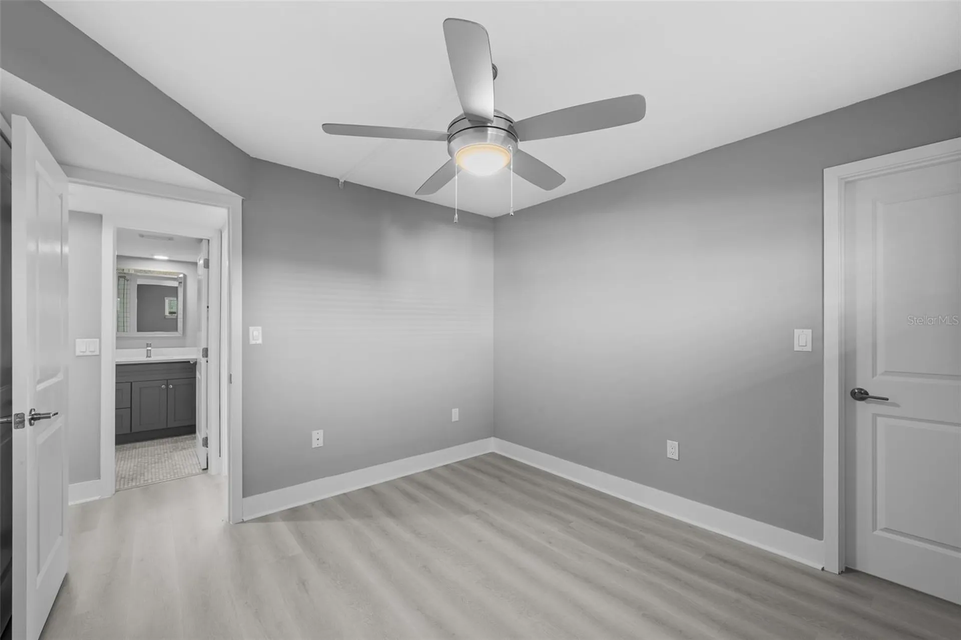 4775 Cove Circle St Petersburg FL 33708