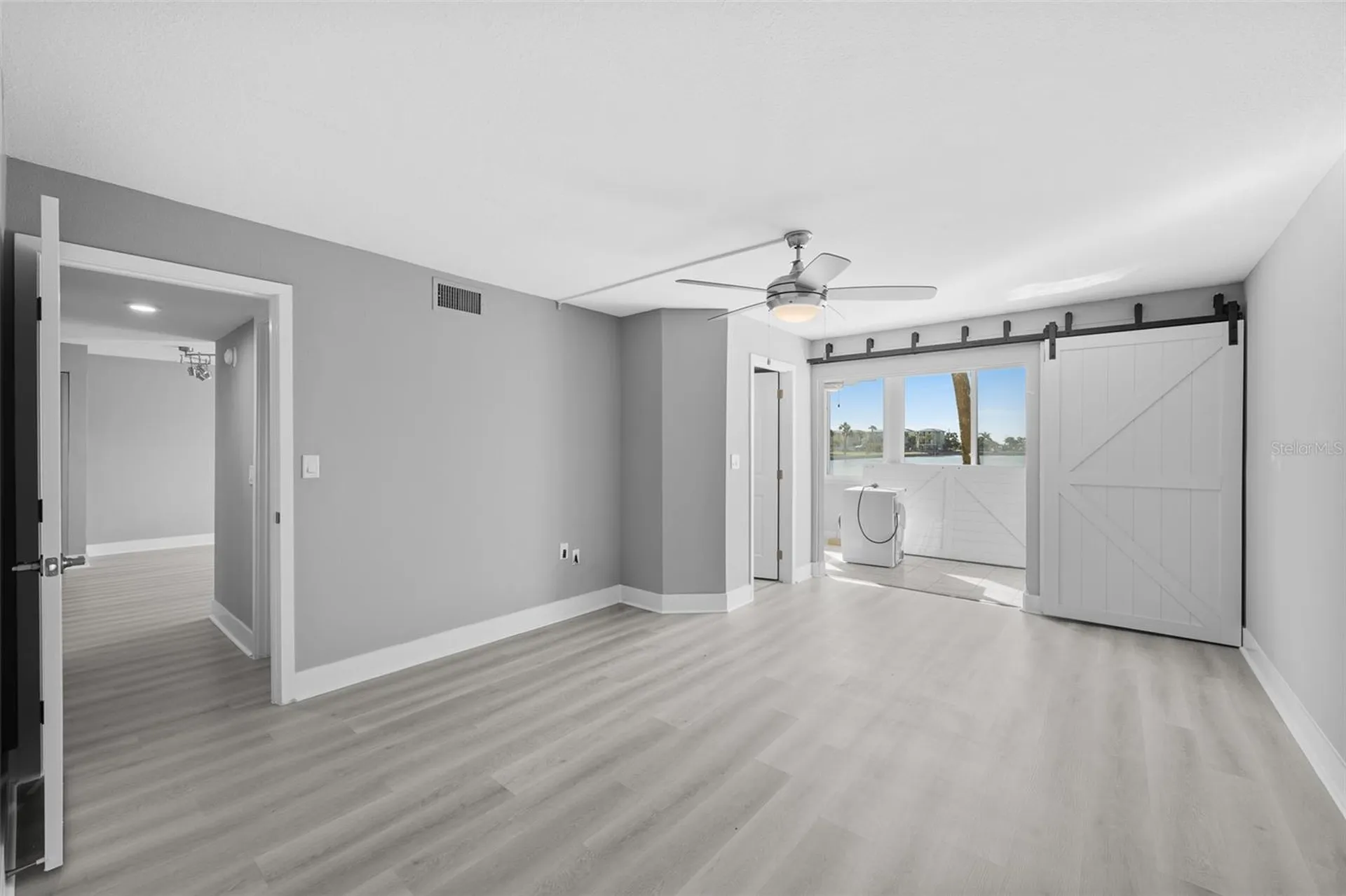 4775 Cove Circle St Petersburg FL 33708