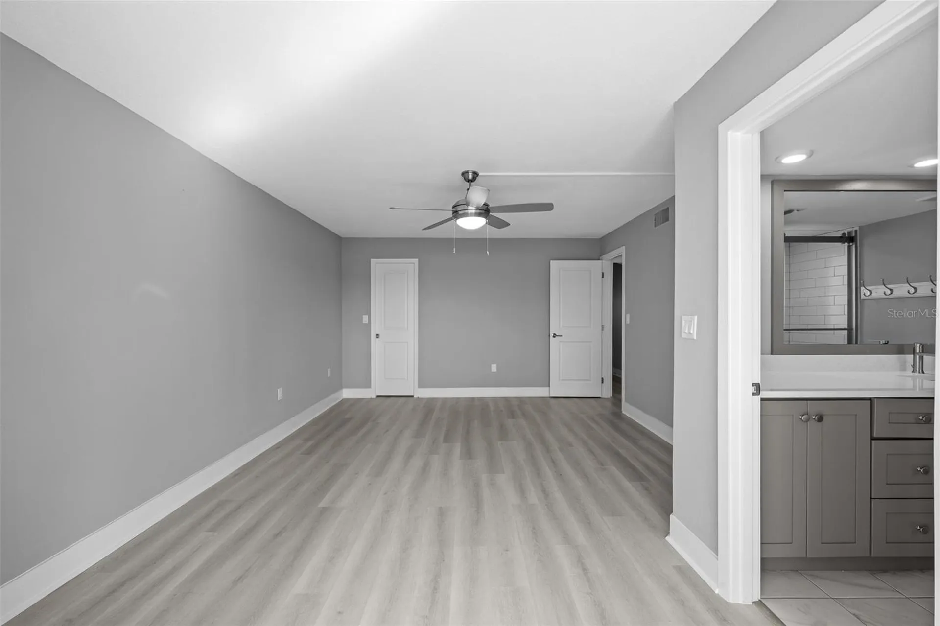 4775 Cove Circle St Petersburg FL 33708