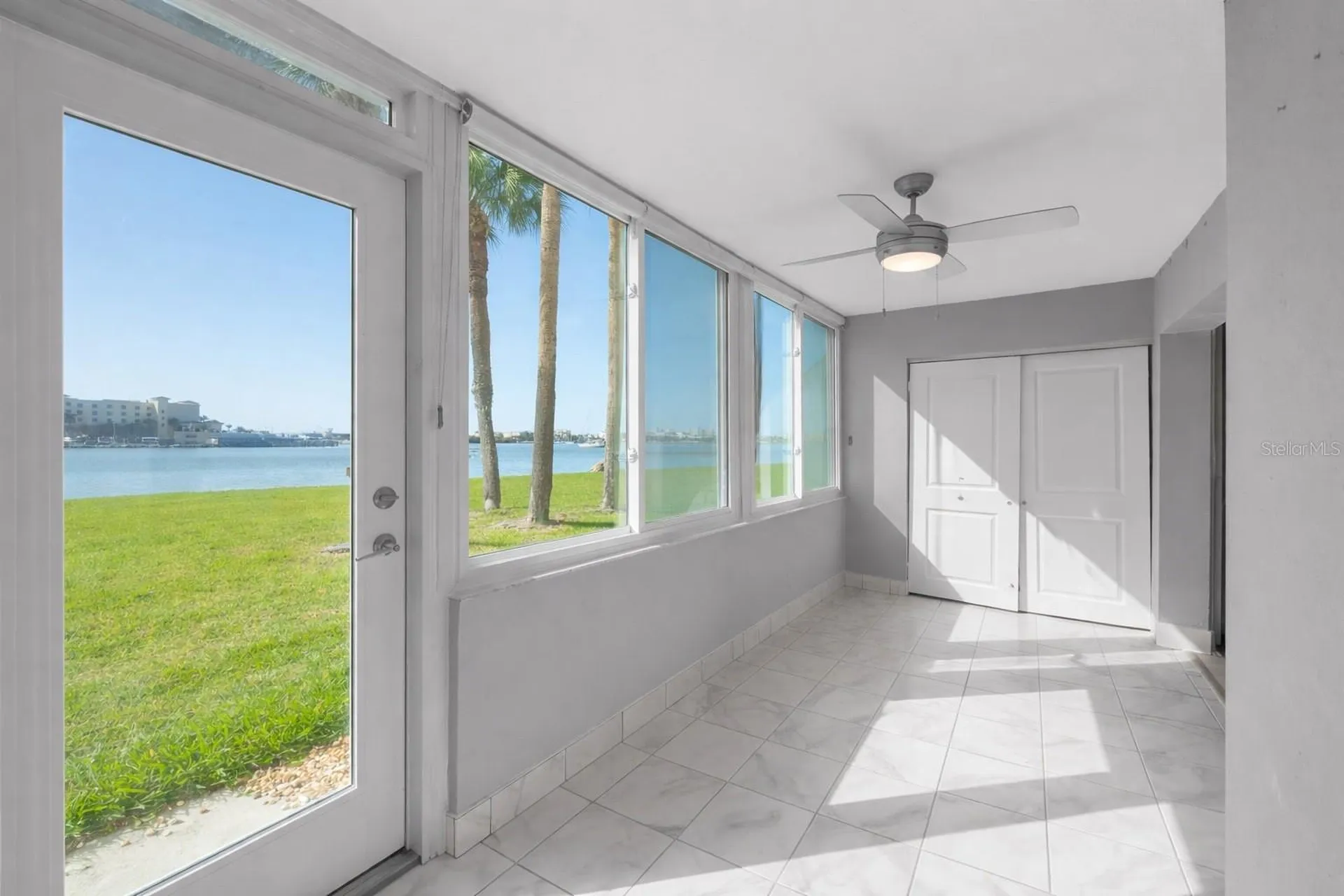 4775 Cove Circle St Petersburg FL 33708