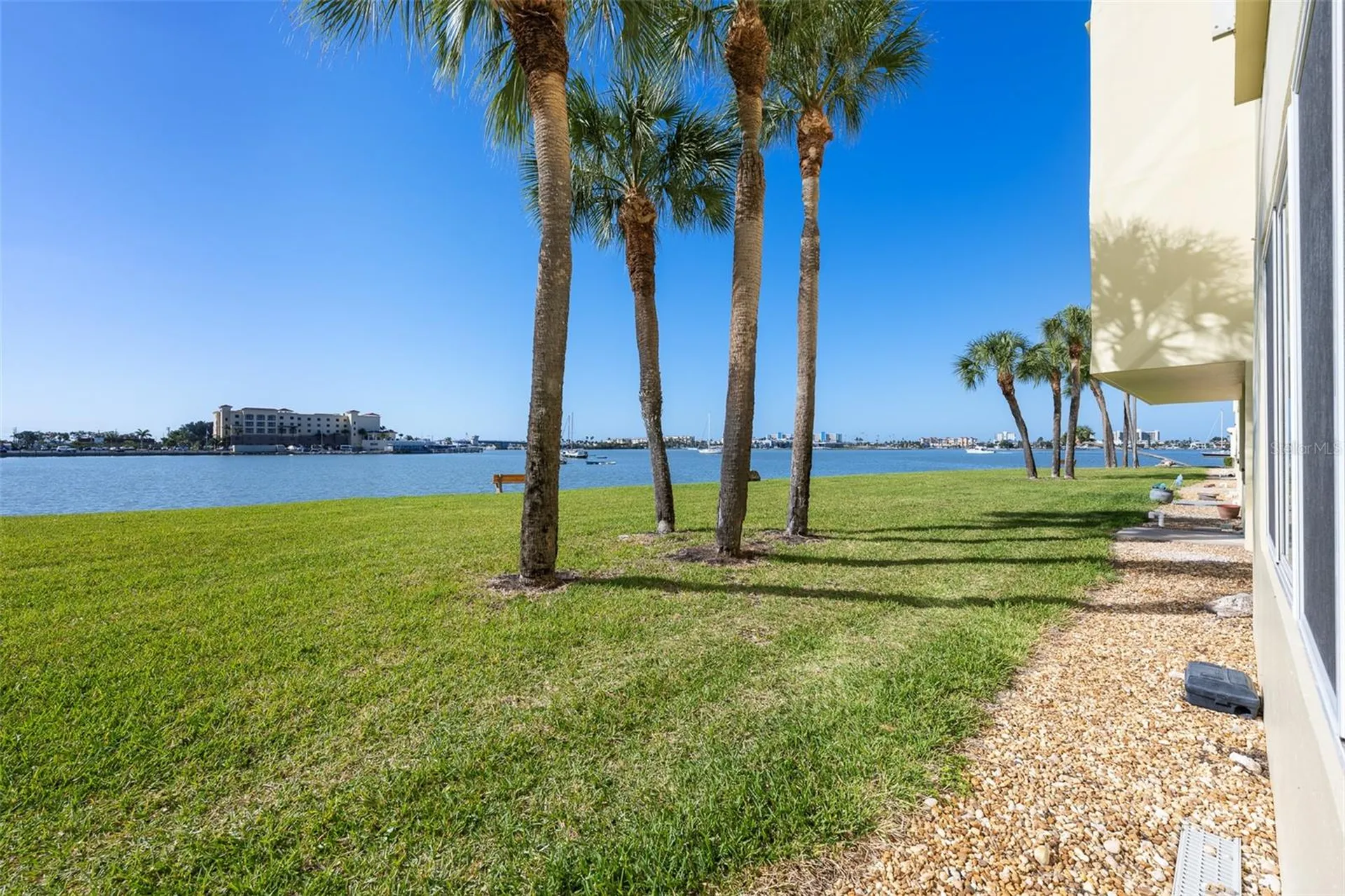4775 Cove Circle St Petersburg FL 33708