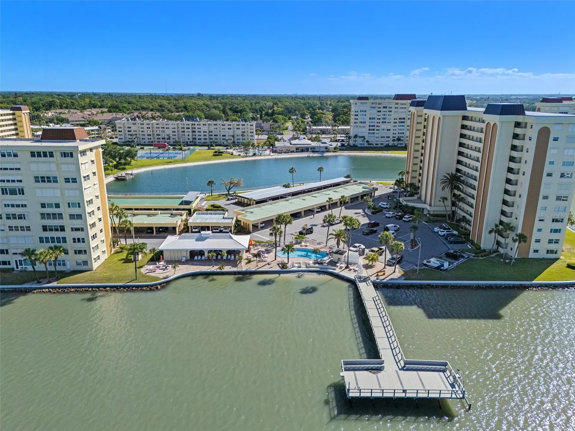 4775 Cove Circle St Petersburg FL 33708