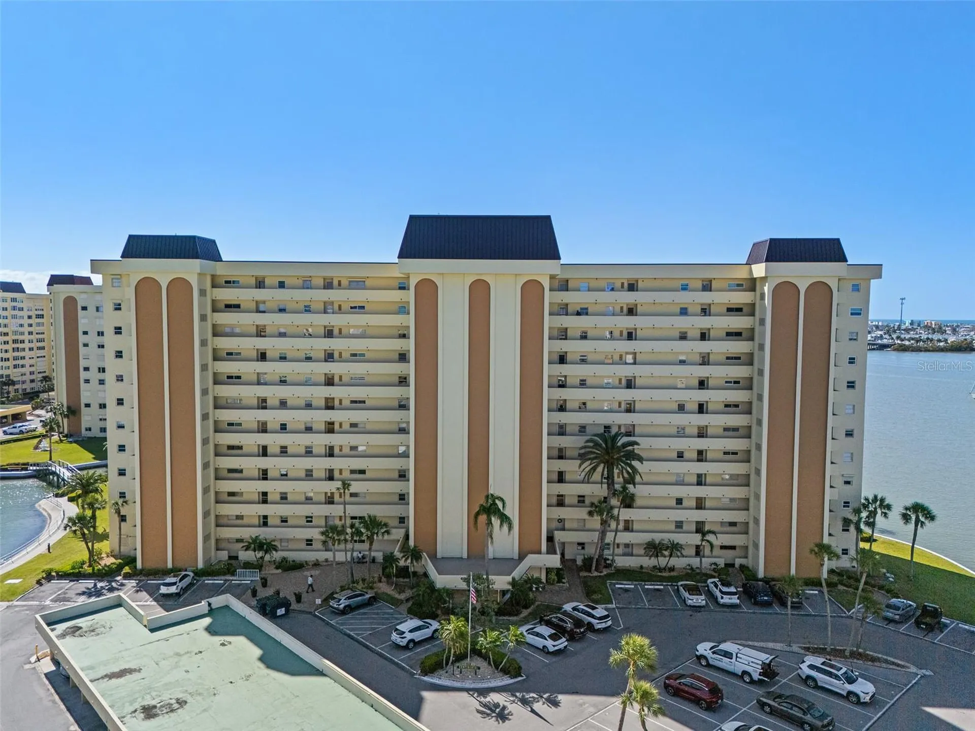 4775 Cove Circle St Petersburg FL 33708
