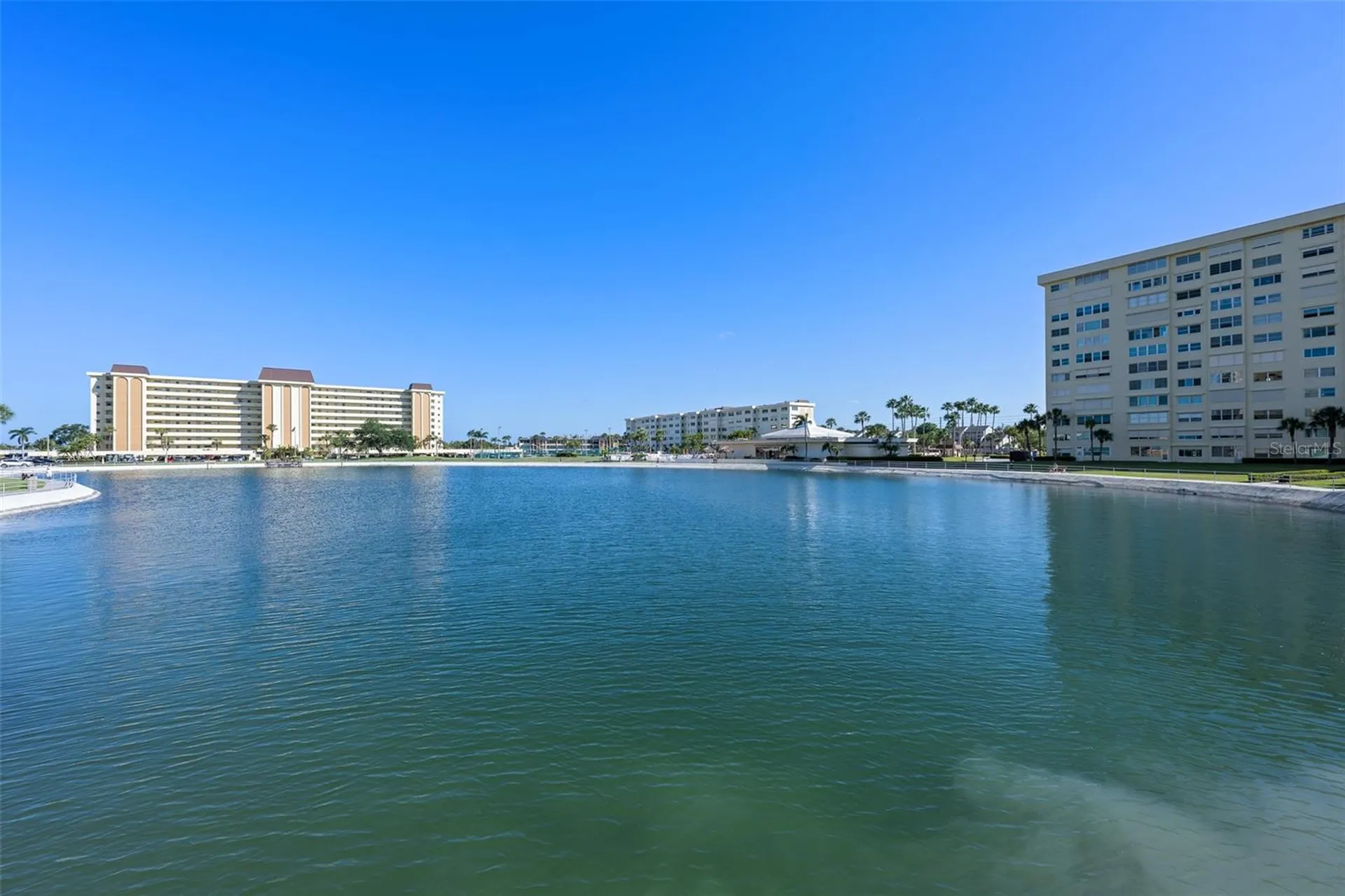 4775 Cove Circle St Petersburg FL 33708