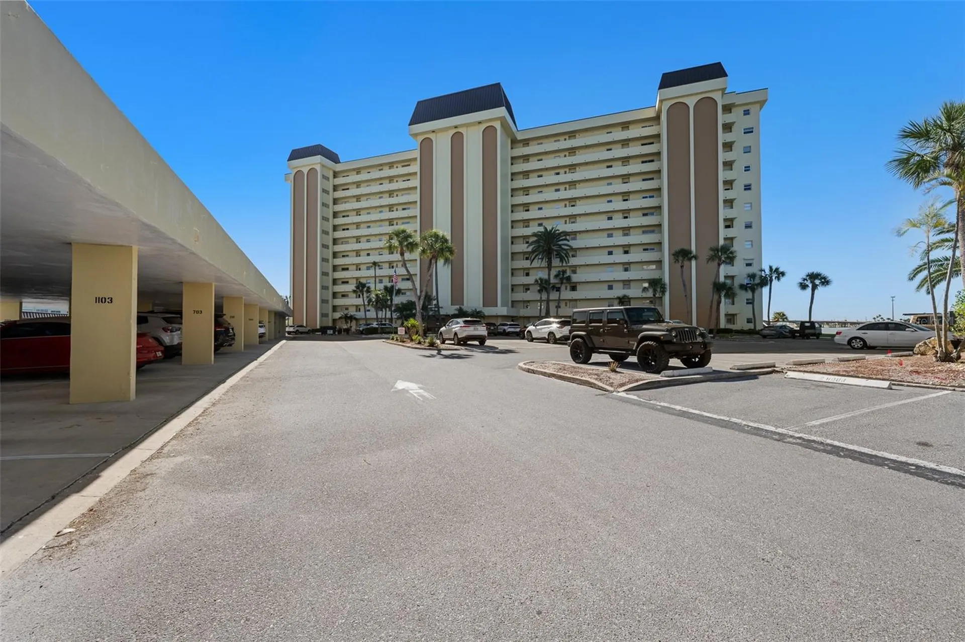 4775 Cove Circle St Petersburg FL 33708