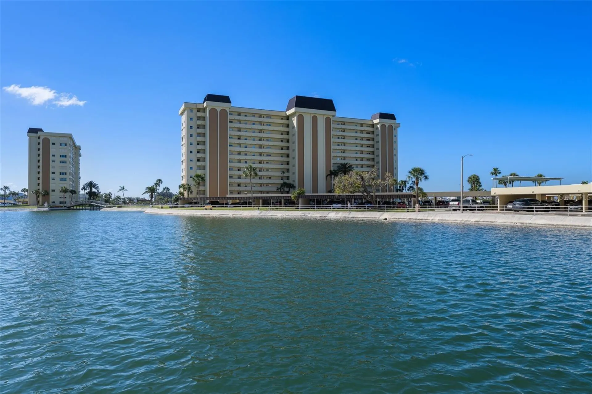 4775 Cove Circle St Petersburg FL 33708