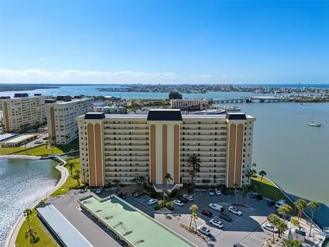 4775 Cove Circle St Petersburg FL 33708