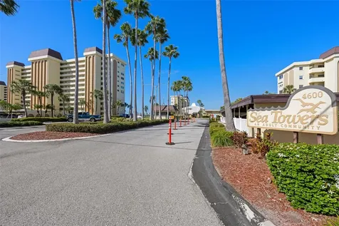 4775 Cove Circle St Petersburg FL 33708