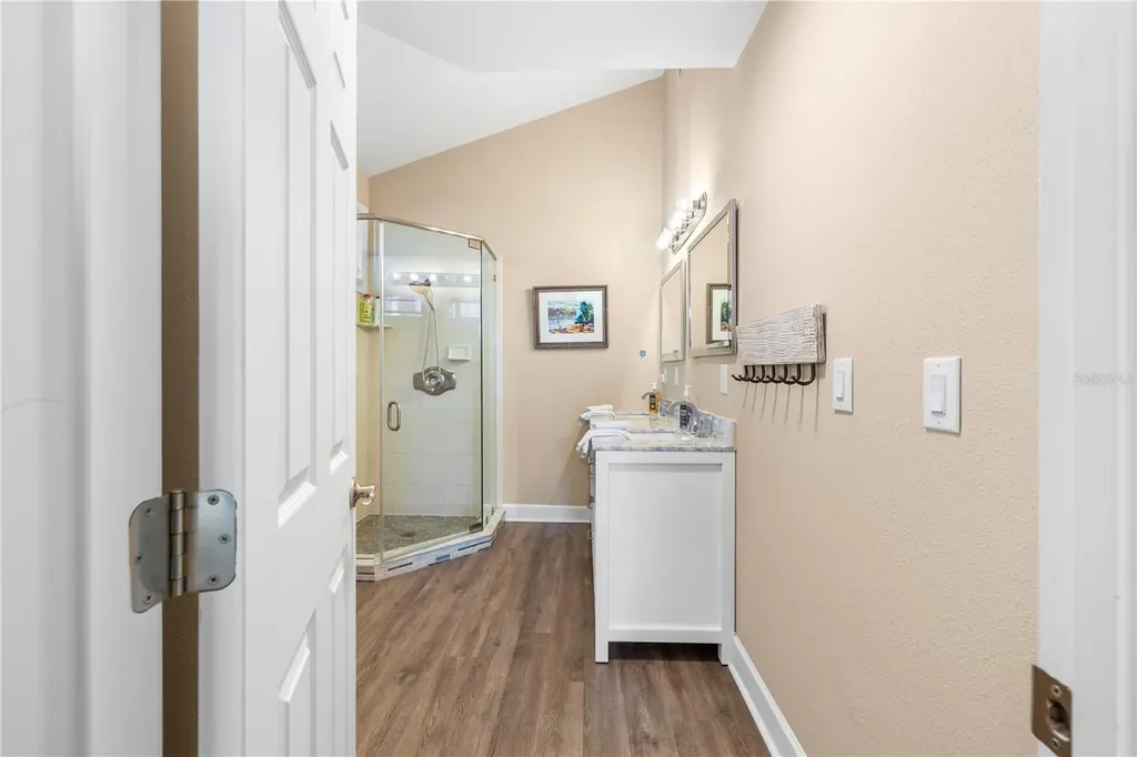 5169 Oxford Drive Sarasota FL 34242