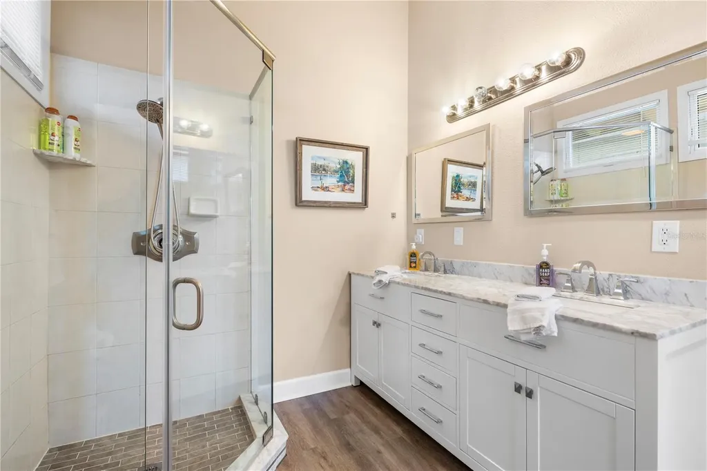 5169 Oxford Drive Sarasota FL 34242