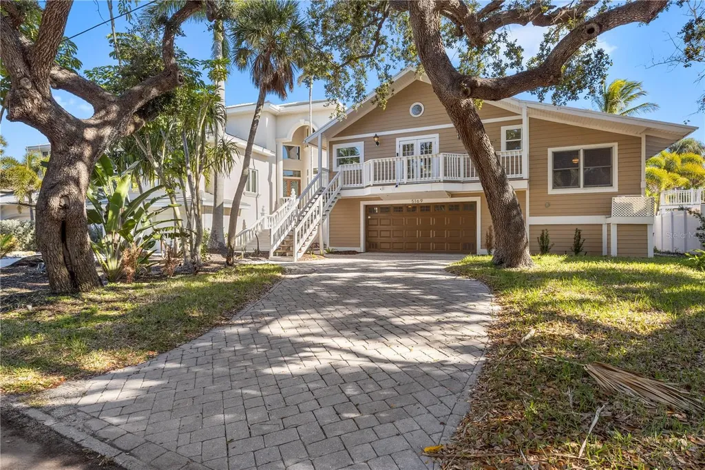 5169 Oxford Drive Sarasota FL 34242