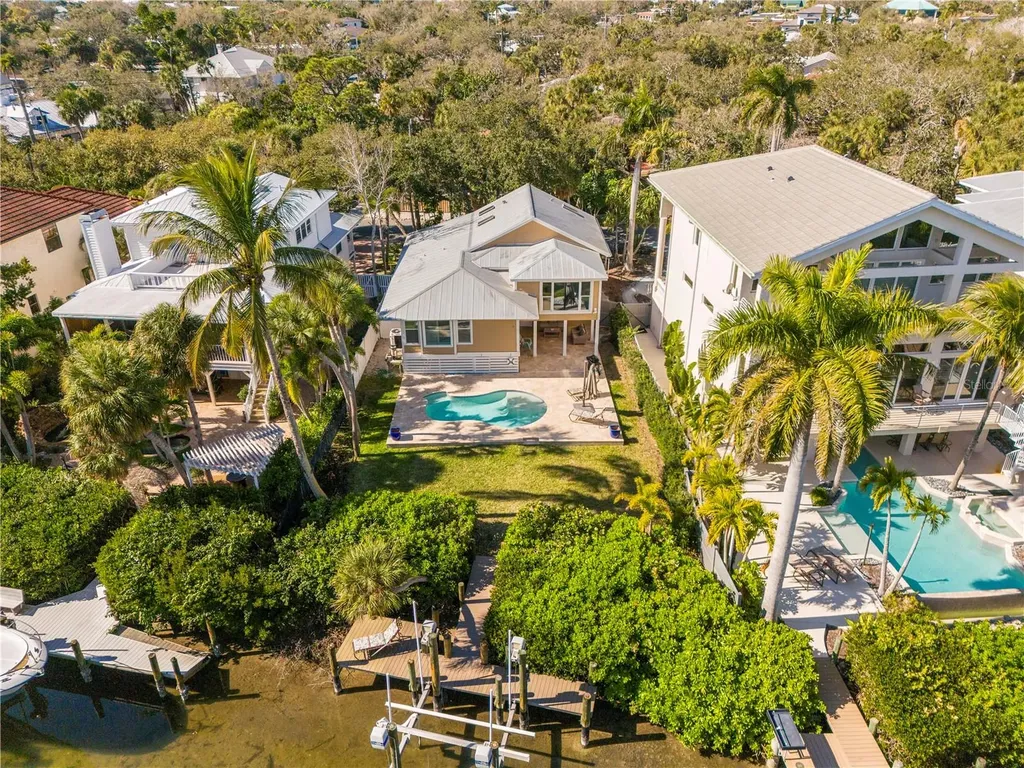 5169 Oxford Drive Sarasota FL 34242