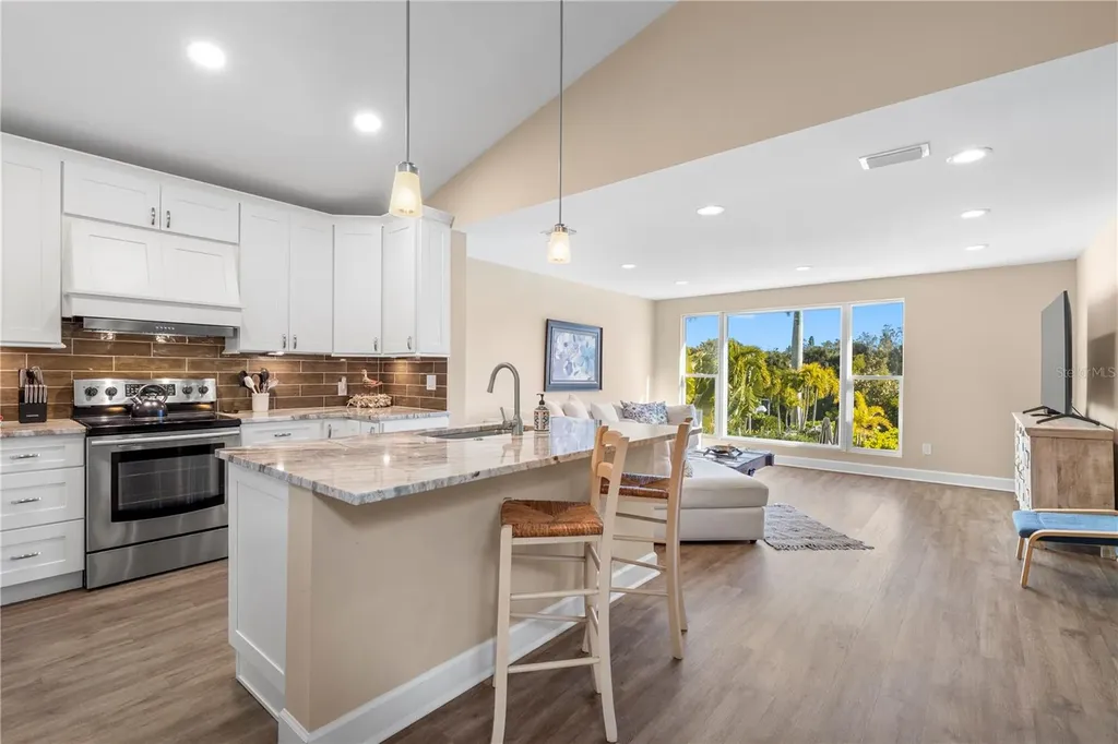 5169 Oxford Drive Sarasota FL 34242