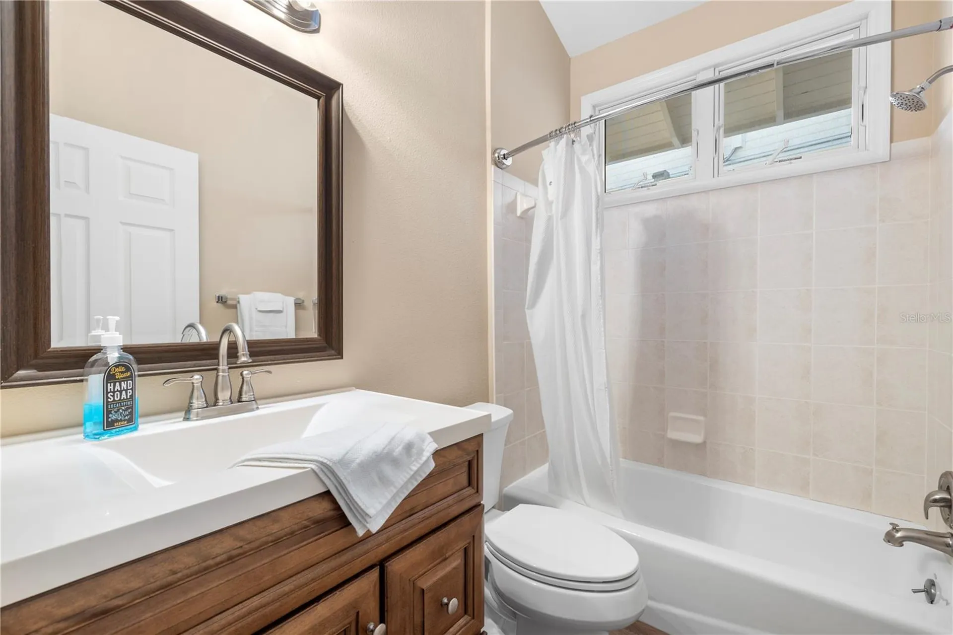 5169 Oxford Drive Sarasota FL 34242
