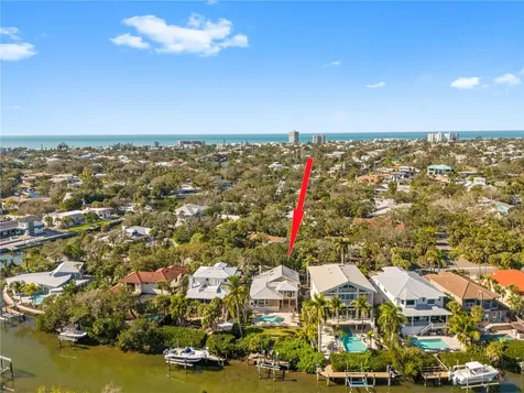 5169 Oxford Drive Sarasota FL 34242