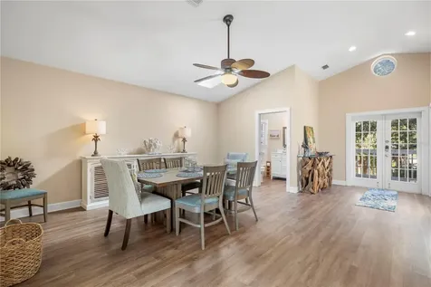 5169 Oxford Drive Sarasota FL 34242