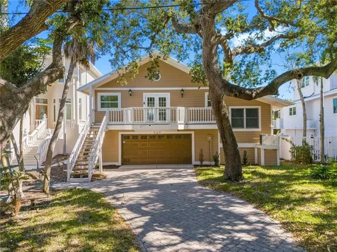 5169 Oxford Drive Sarasota FL 34242