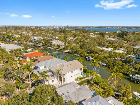5169 Oxford Drive Sarasota FL 34242
