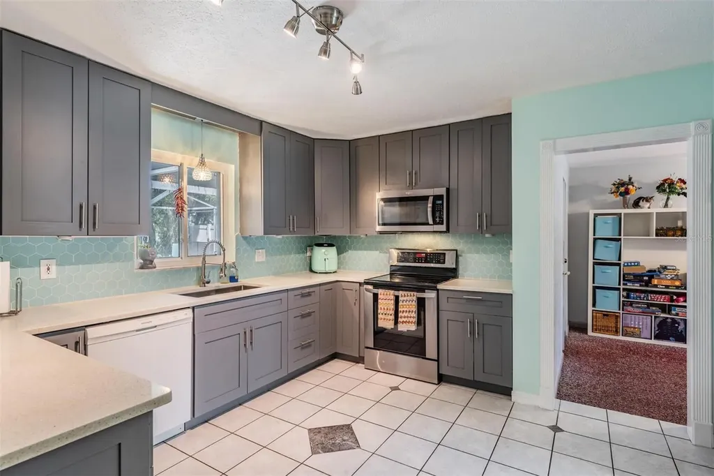 2522 E 149th Avenue Lutz FL 33559