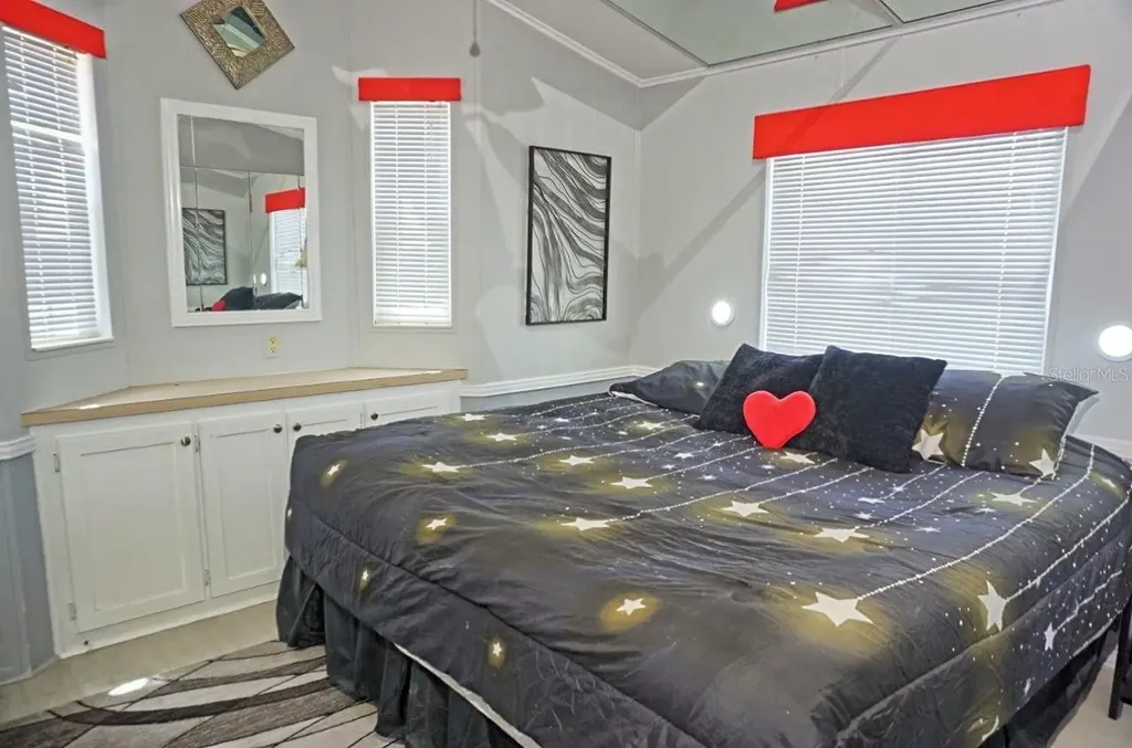 21183 Lazy Days Circle Lutz FL 33558