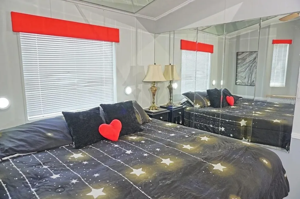 21183 Lazy Days Circle Lutz FL 33558