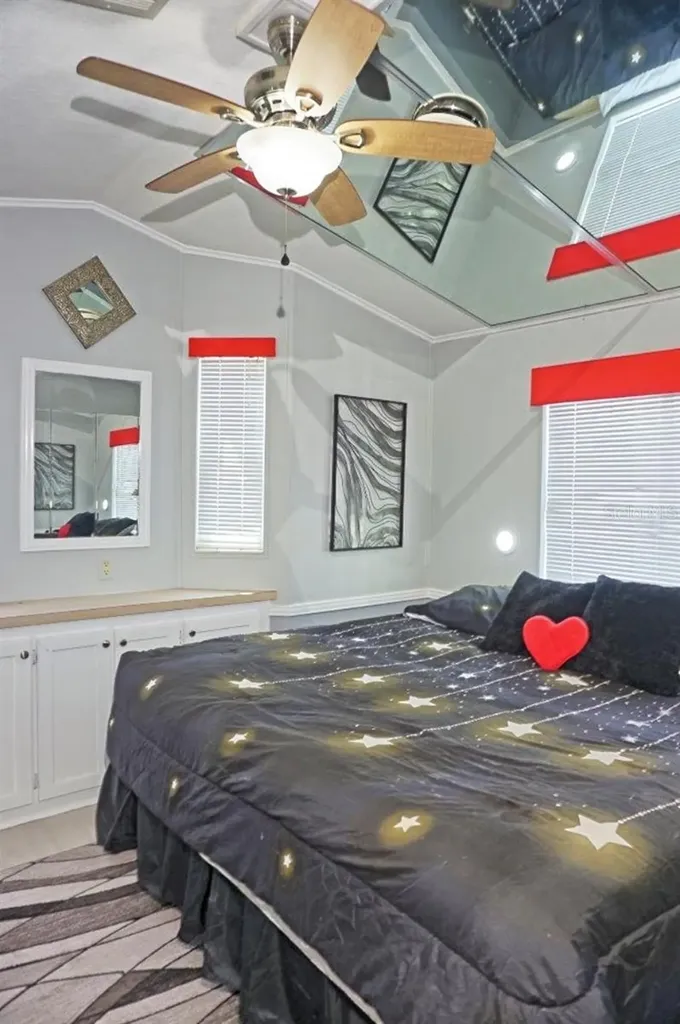 21183 Lazy Days Circle Lutz FL 33558