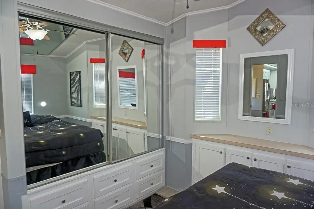 21183 Lazy Days Circle Lutz FL 33558