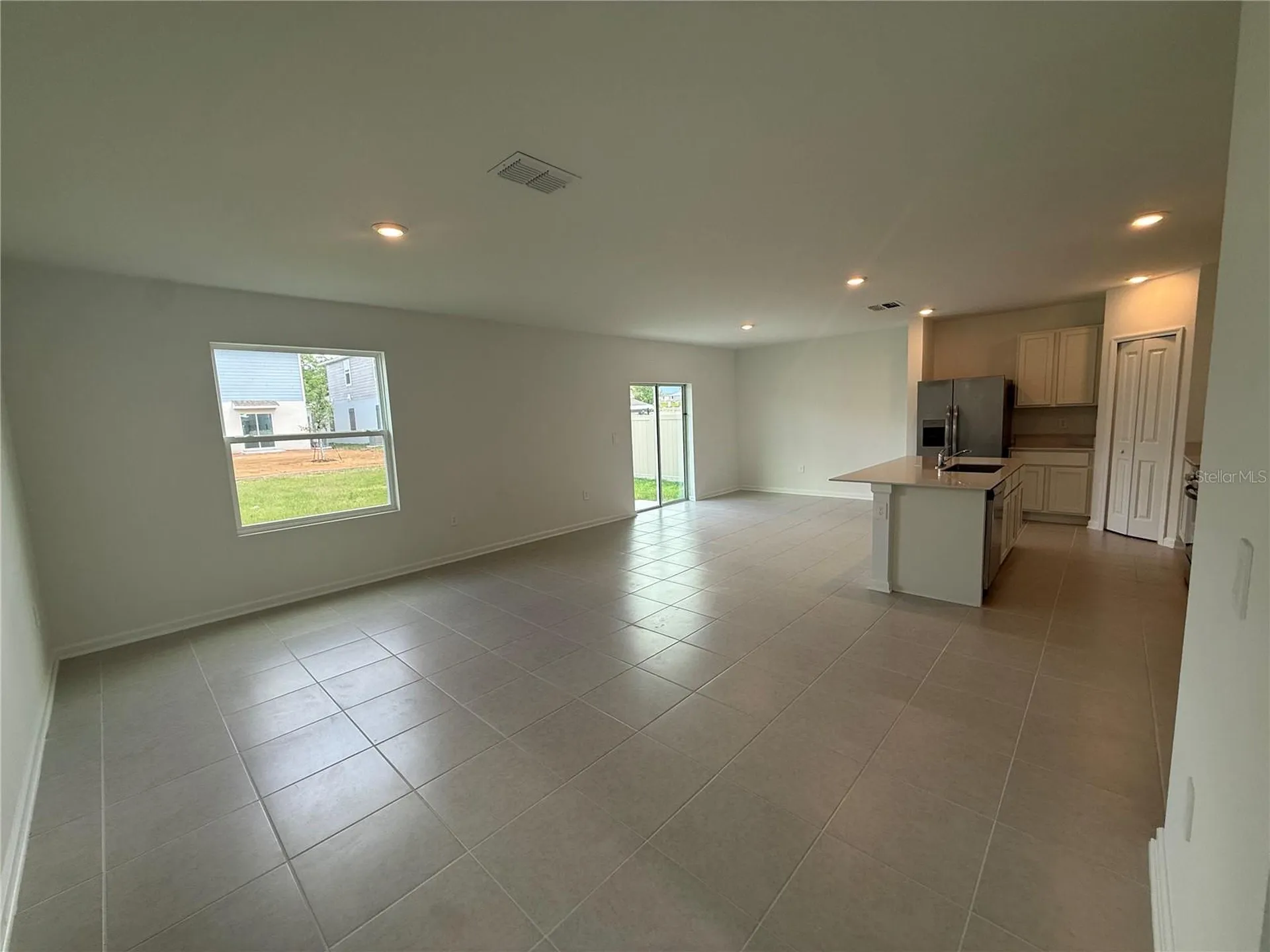4378 River Beacon Boulevard Davenport FL 33837