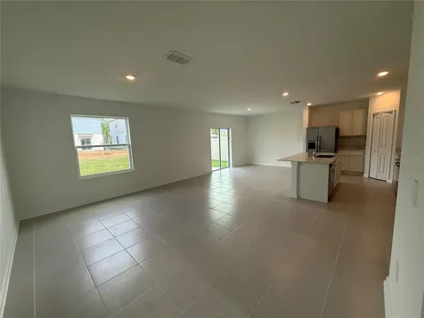 4378 River Beacon Boulevard Davenport FL 33837
