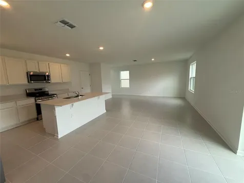 4378 River Beacon Boulevard Davenport FL 33837