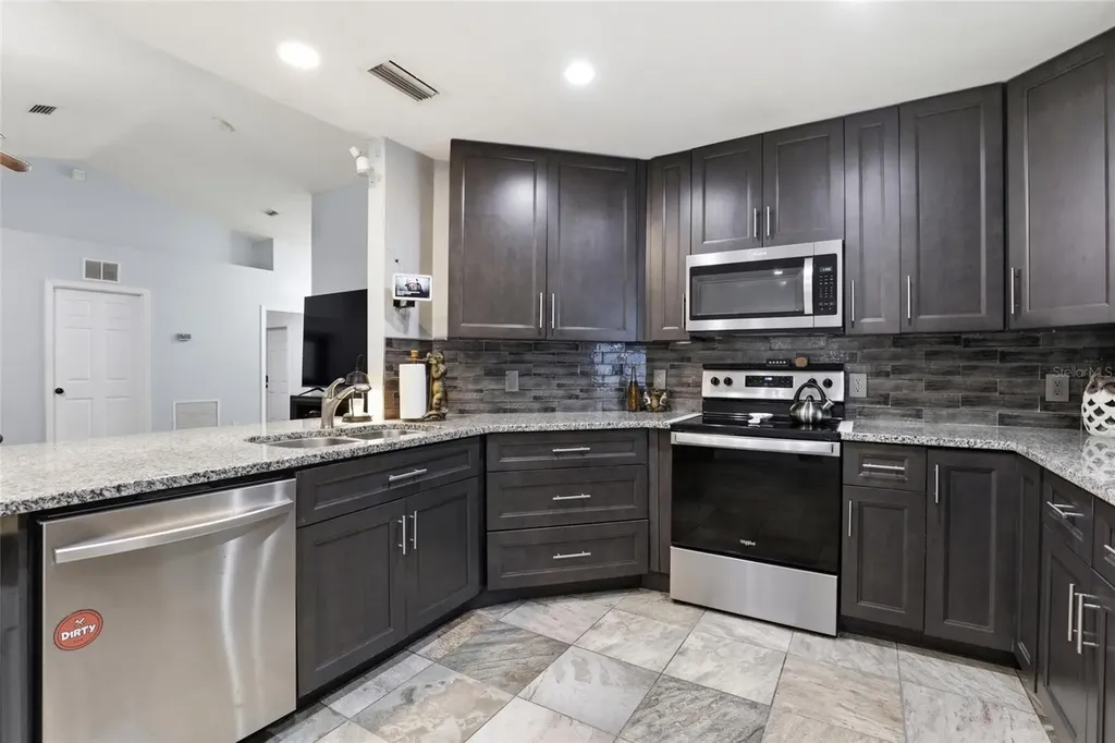 17583 NW 234th Terrace High Springs FL 32643