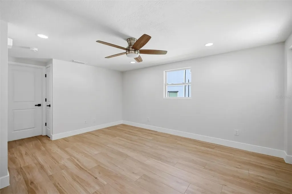 1802 Robinhood Street Sarasota FL 34231