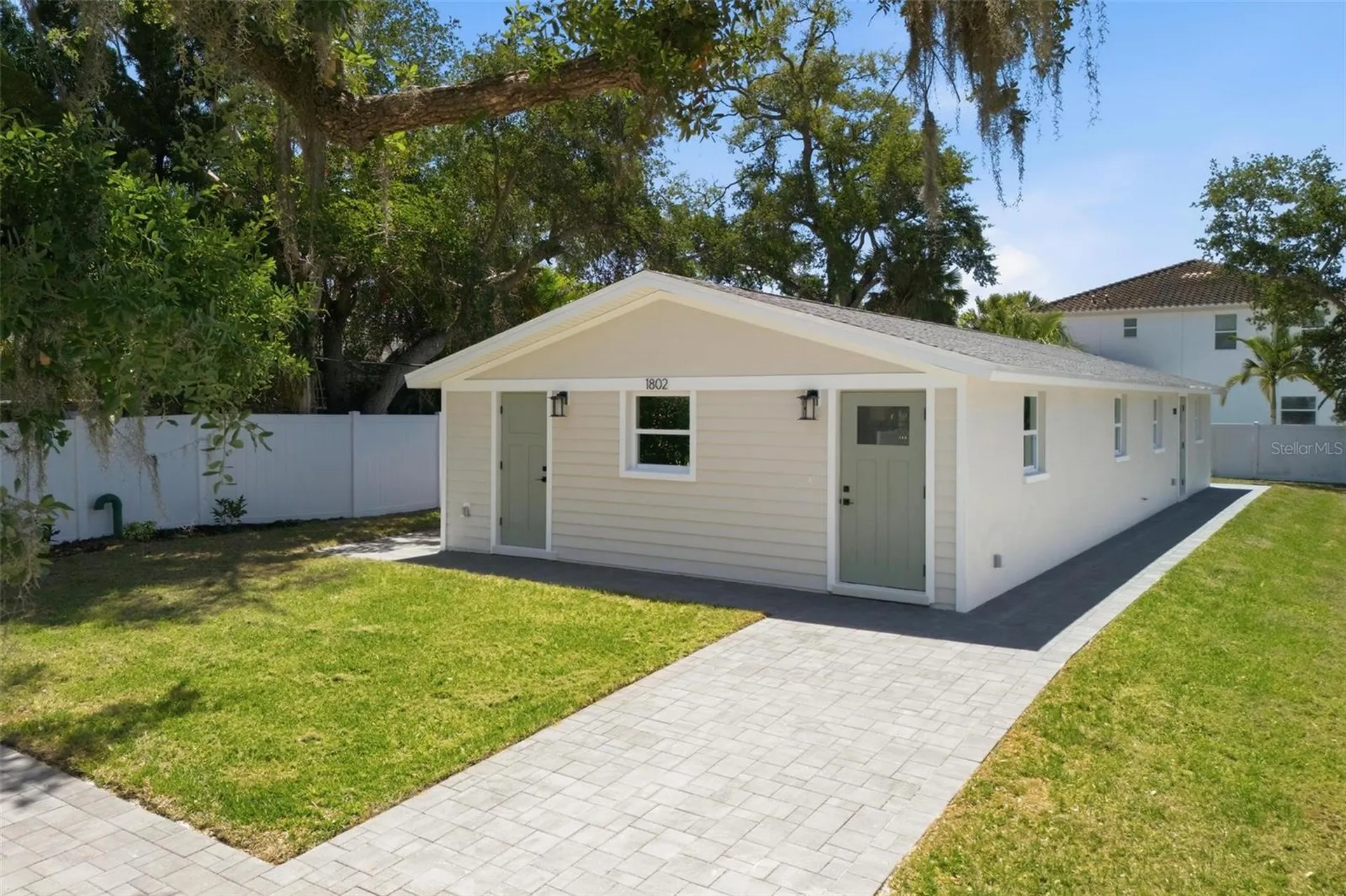 1802 Robinhood Street Sarasota FL 34231